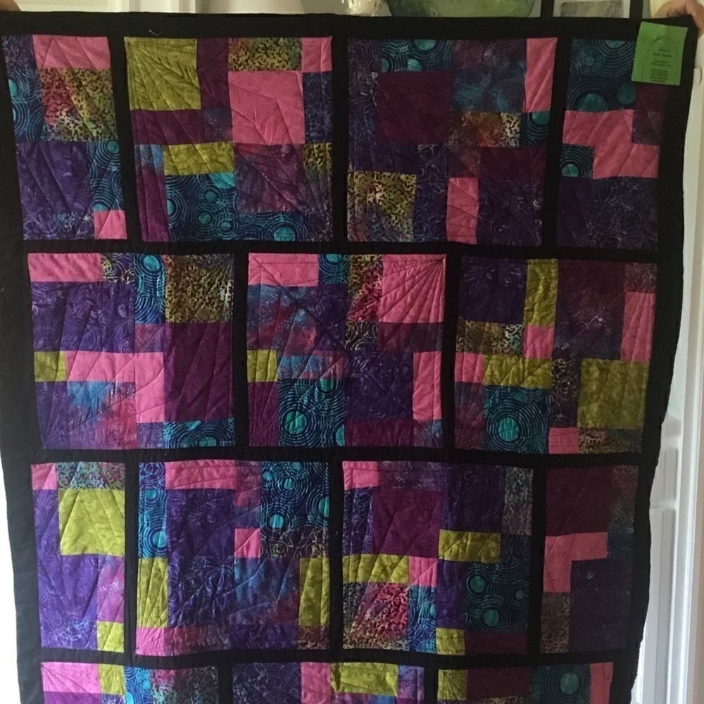 Handmade Quilt   - Picture 4 of 12